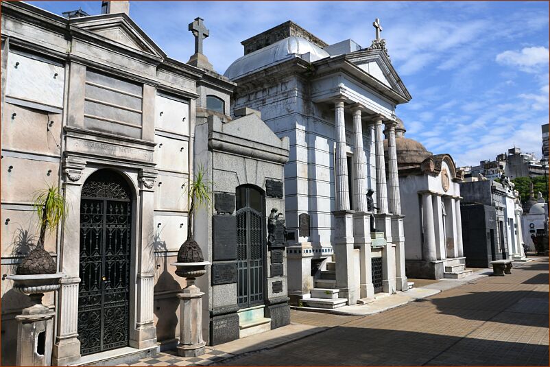 Recoleta Cemetery