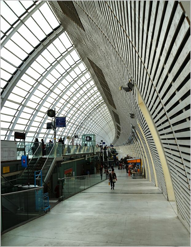 Avignon train station