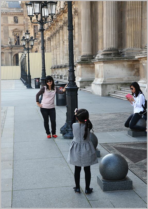 Paris-Louvre