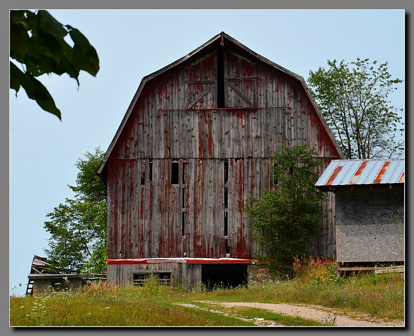 Barn-4