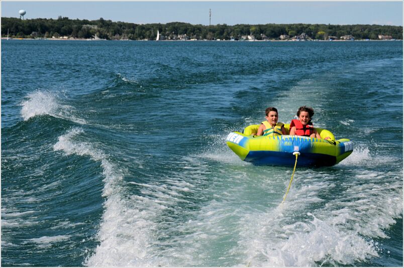 Tubing_Cam_Greyson_2022